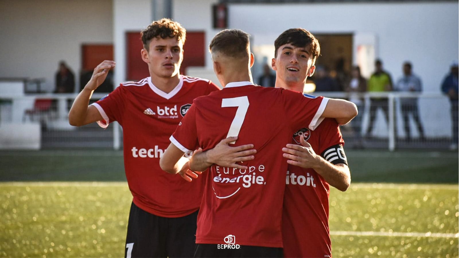 u17